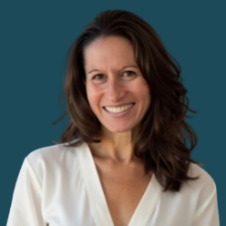 Author headshot for Meredith Cooley